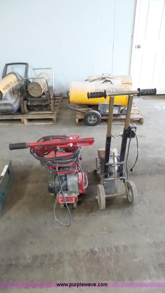 image for item BZ9439 (2) self-propelled strippers