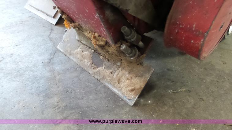 image for item BZ9439 (2) self-propelled strippers