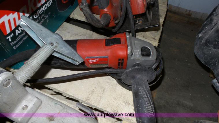 image for item BZ9445 Shop tools