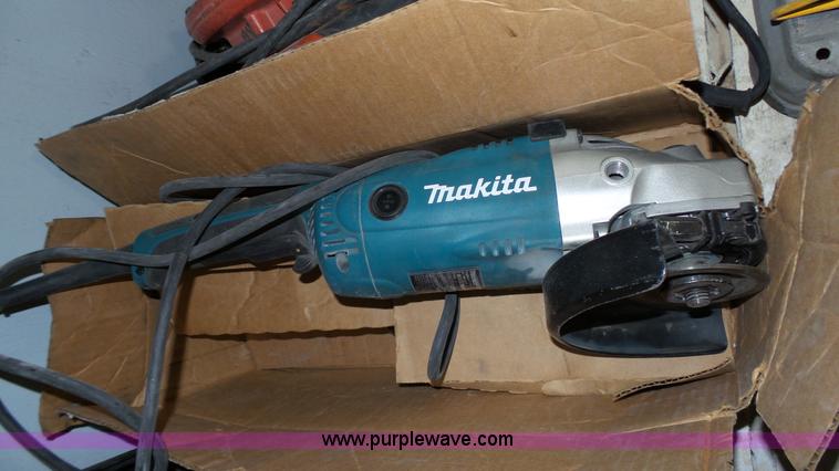 image for item BZ9445 Shop tools