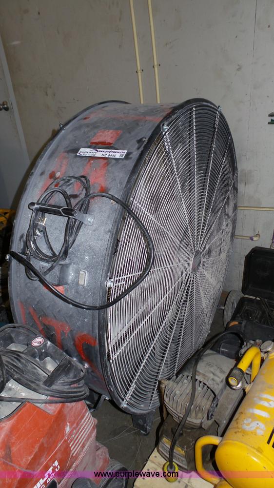 image for item BZ9445 Shop tools