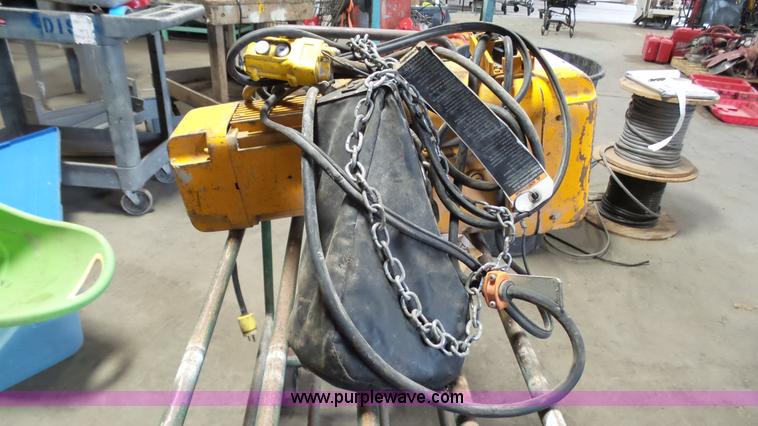 image for item BZ9449 Harrington electric hoist