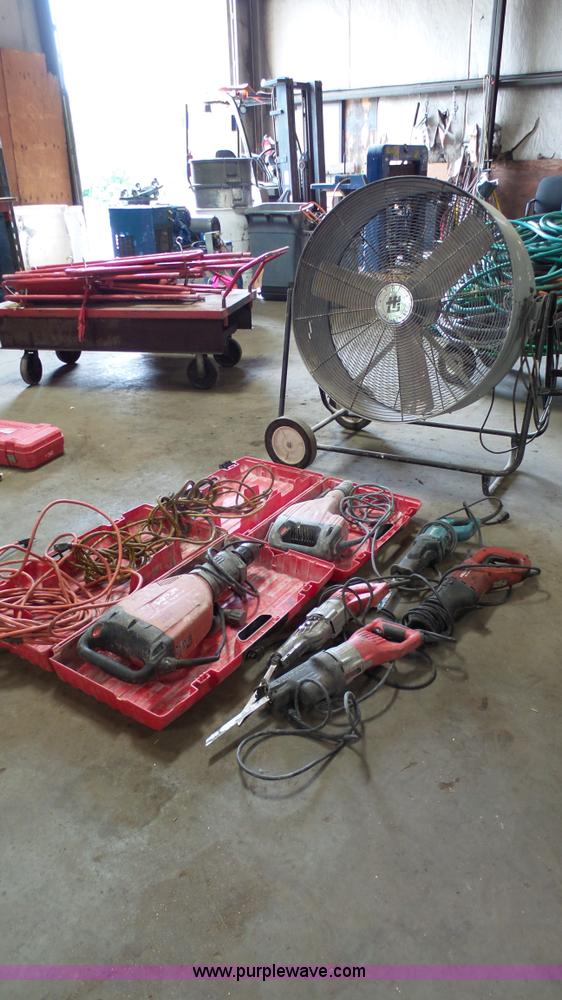 image for item BZ9459 Shop tools