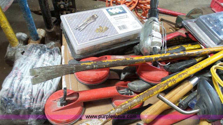 image for item BZ9465 Shop tools