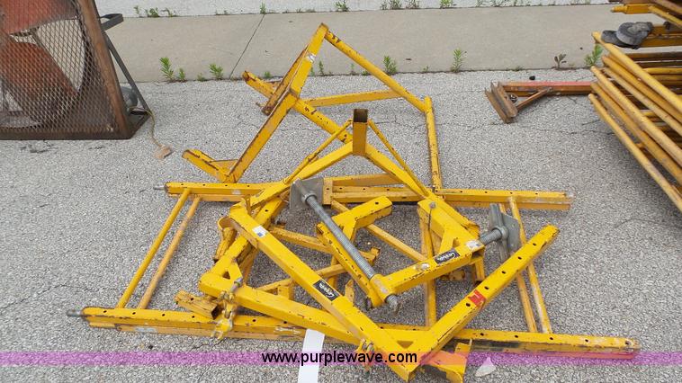 image for item BZ9477 Trash chutes