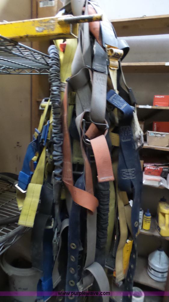 image for item BZ9486 Approximately 8 safety harnesses