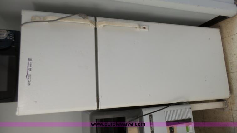 image for item BZ9493 Restaurant equipment