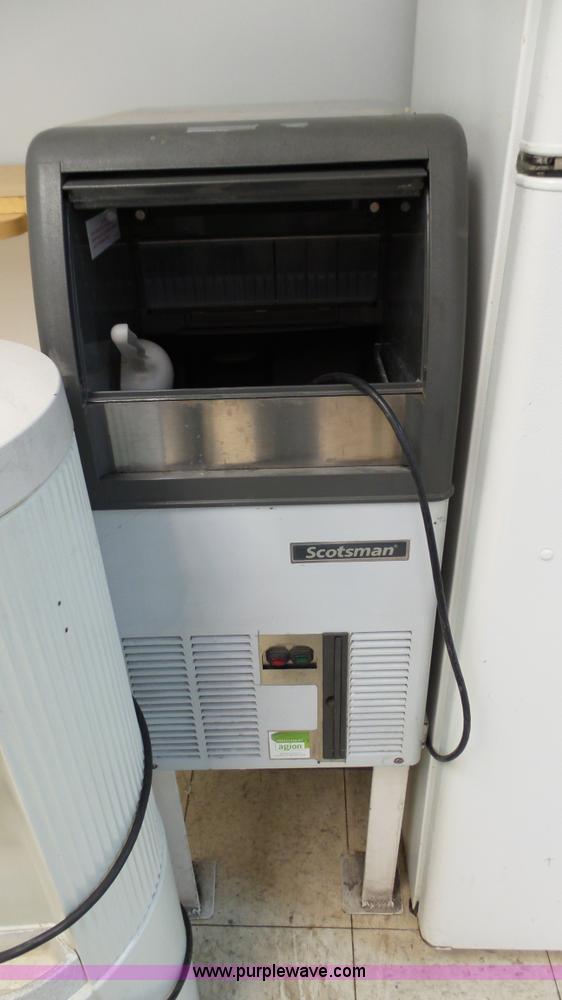 image for item BZ9493 Restaurant equipment