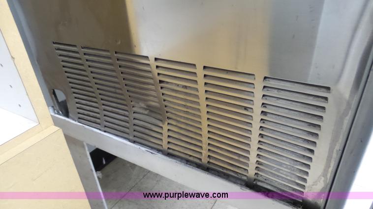 image for item BZ9493 Restaurant equipment