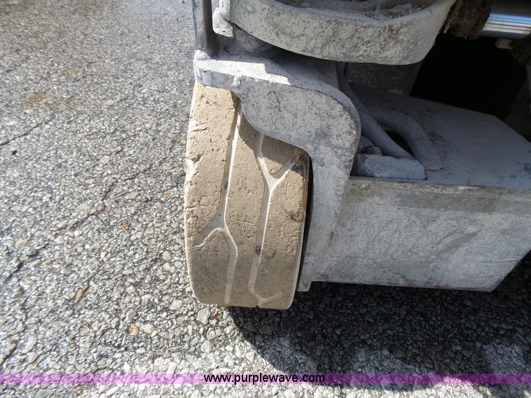 image for item J4100 Skyjack SJIII 3219 scissor lift