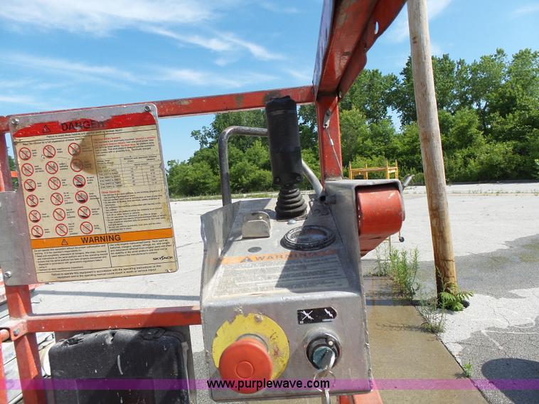 image for item J4101 Skyjack SJIII 3219 scissor lift