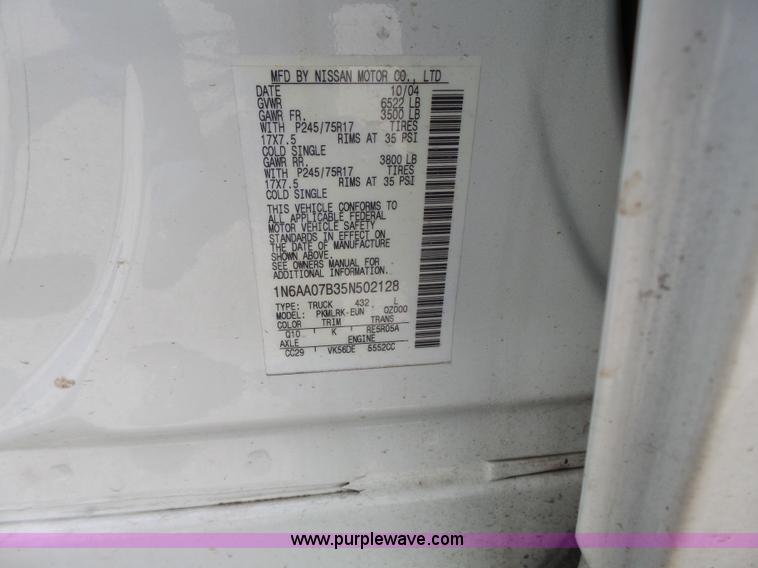 image for item J4952 2005 Nissan Titan Crew Cab pickup truck