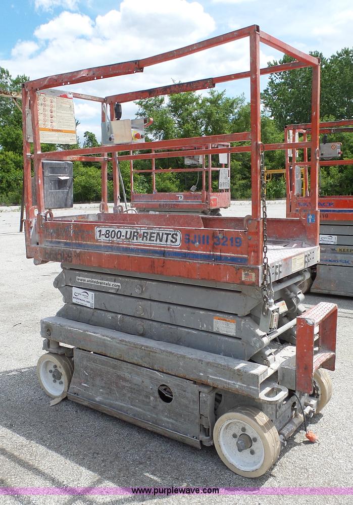 image for item J4954 Skyjack SJIII 3219 scissor lift