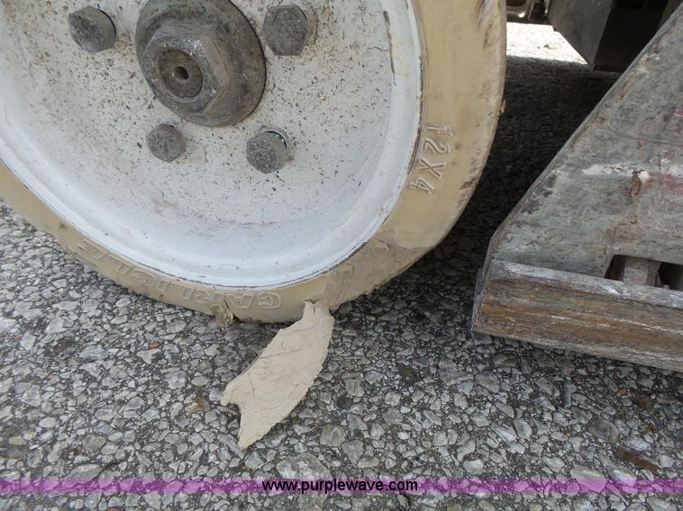 image for item J4954 Skyjack SJIII 3219 scissor lift