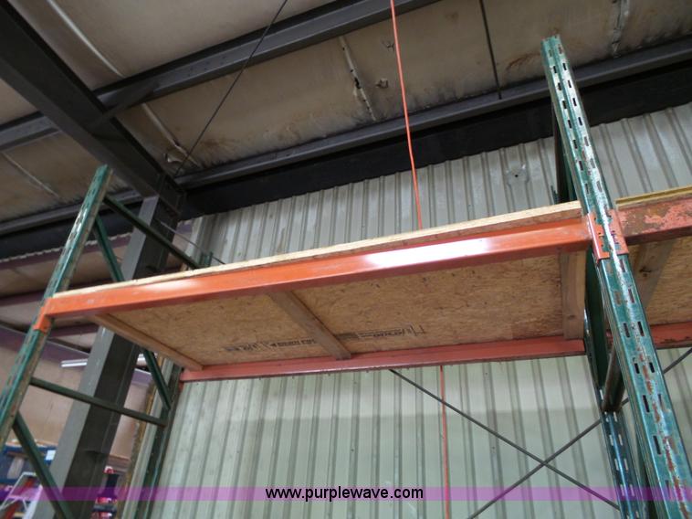 image for item J4956 Pallet racking