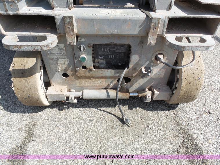 image for item J4957 Skyjack SJIII 3219 scissor lift