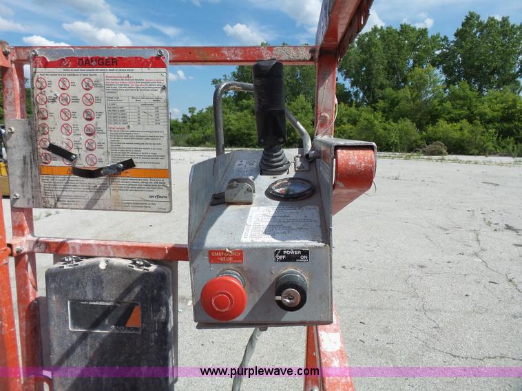 image for item J4957 Skyjack SJIII 3219 scissor lift