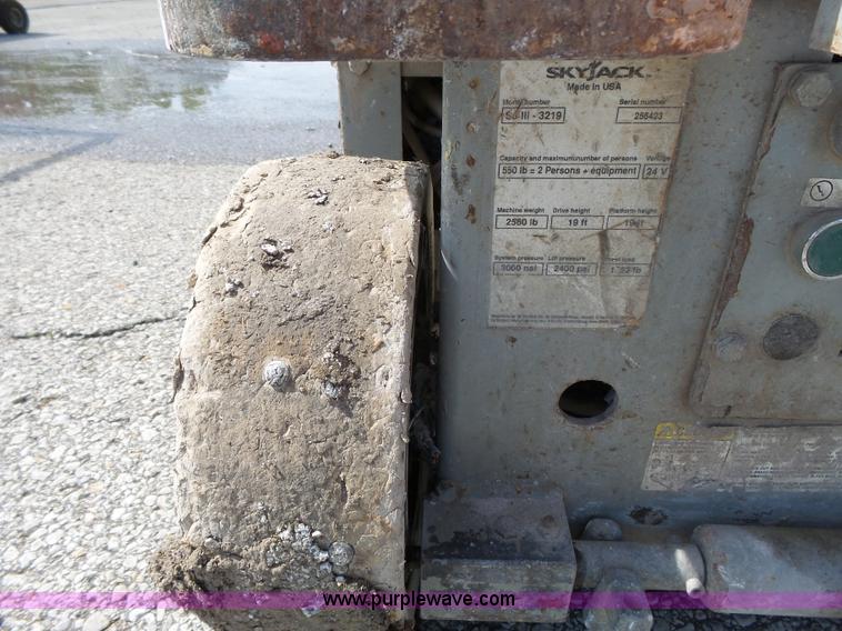 image for item J4958 Skyjack SJIII 3219 scissor lift