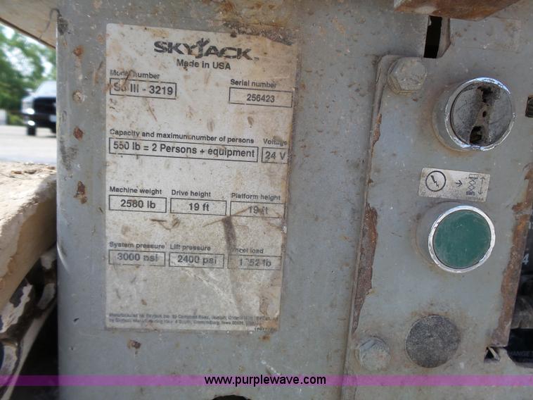 image for item J4958 Skyjack SJIII 3219 scissor lift