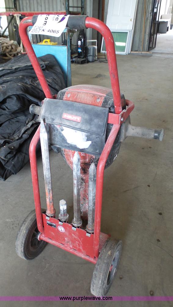 image for item K4065 Hilti TE3000-AVR jack hammer