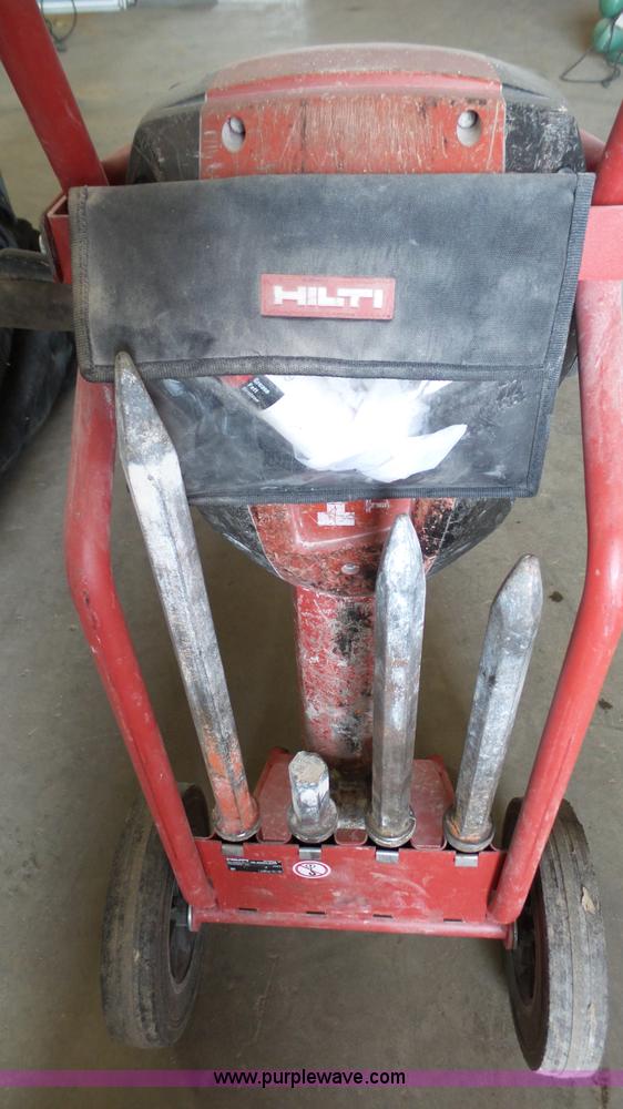 image for item K4065 Hilti TE3000-AVR jack hammer