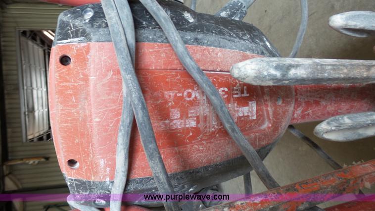 image for item K4066 Hilti TE3000-AVR jack hammer