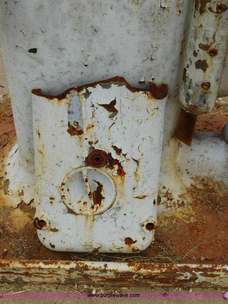 image for item AQ9643 Bridgeport drill press