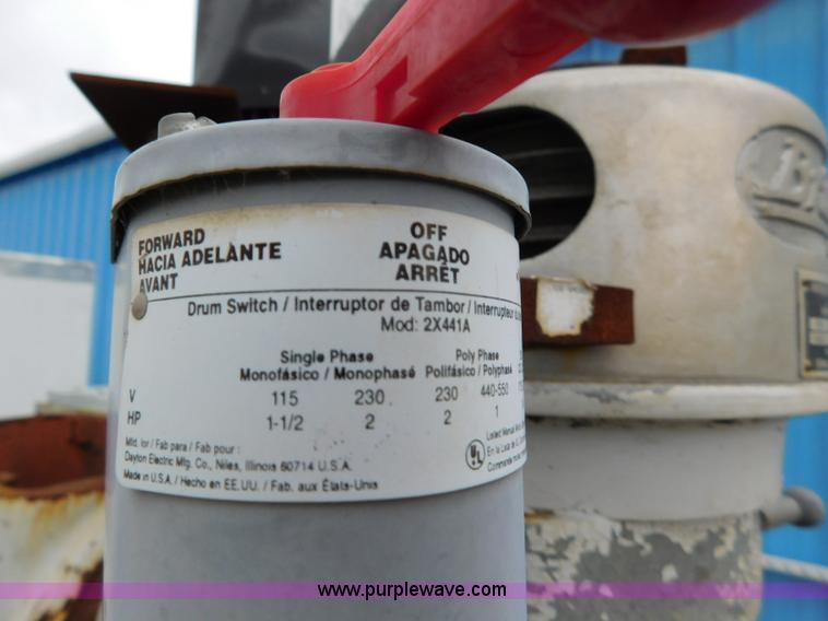 image for item AQ9643 Bridgeport drill press