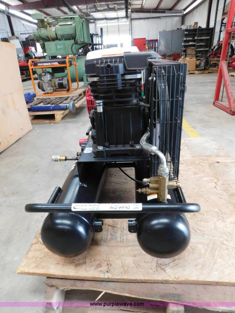 image for item AQ9650 Hitachi EC-2510 air compressor