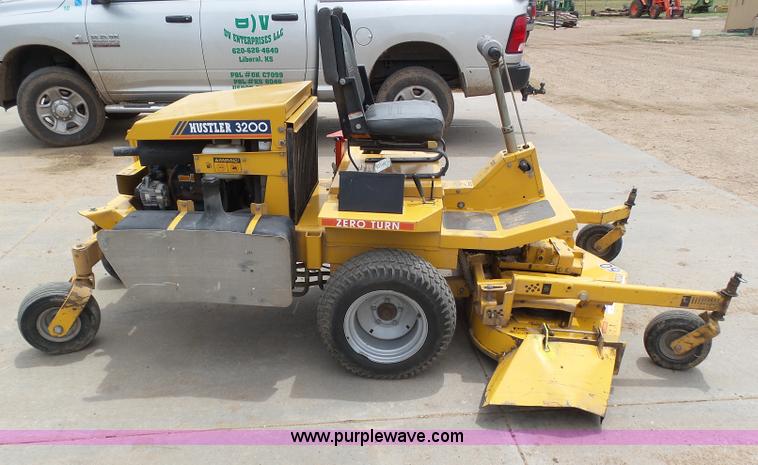 image for item AR9305 Hustler 3200 ZTR lawn mower