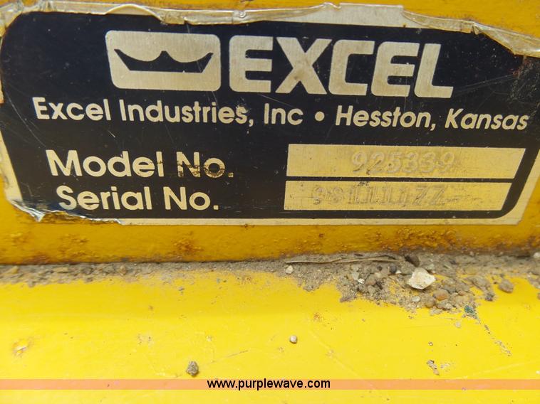 image for item AR9305 Hustler 3200 ZTR lawn mower