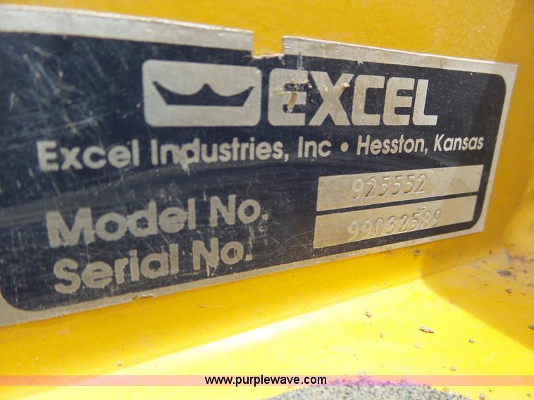 image for item AR9305 Hustler 3200 ZTR lawn mower