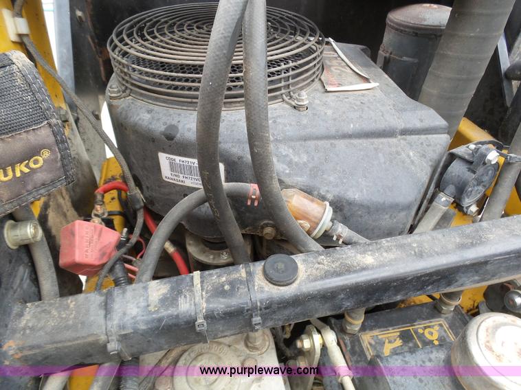 image for item AR9306 Hustler Super Z ZTR lawn mower