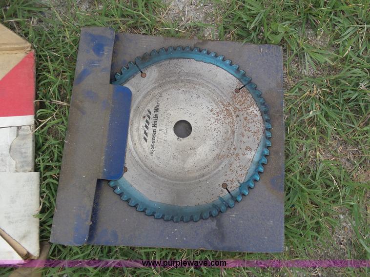 image for item AR9311 Speed Cut 110 saw