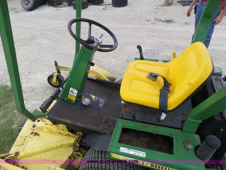 image for item AR9314 John Deere F935 lawn mower