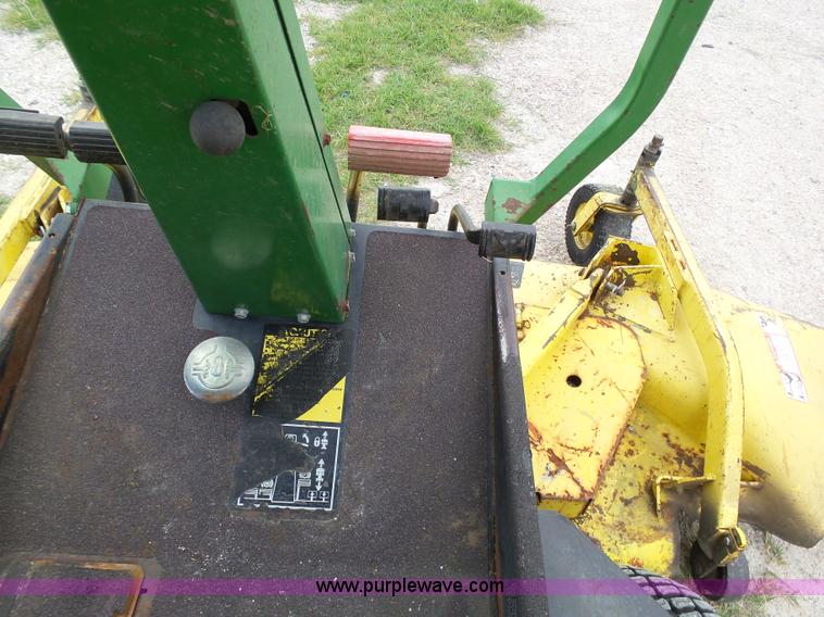 image for item AR9314 John Deere F935 lawn mower