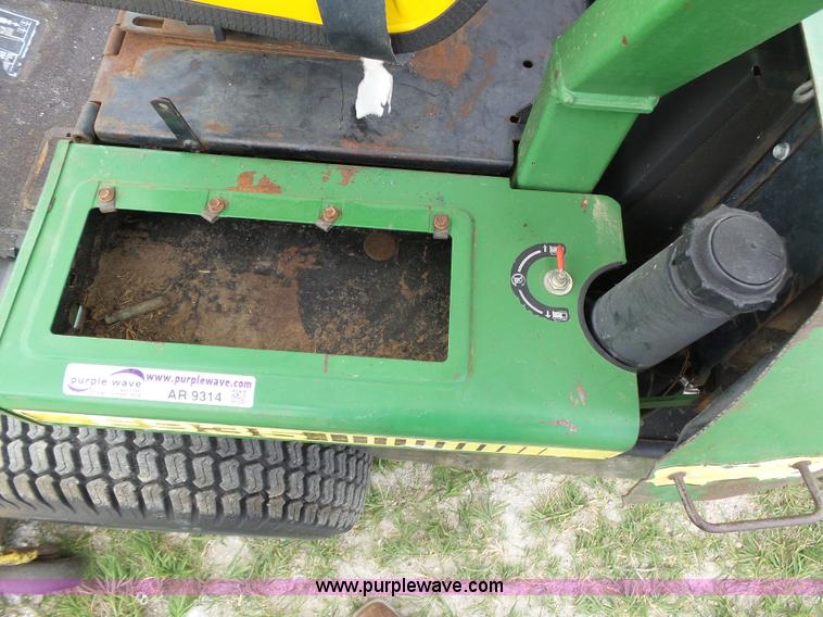 image for item AR9314 John Deere F935 lawn mower
