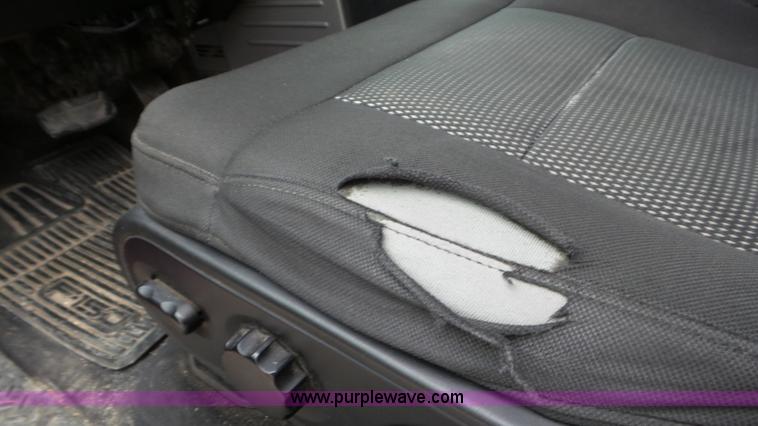 image for item BQ9817 2004 Ford F150 pickup truck