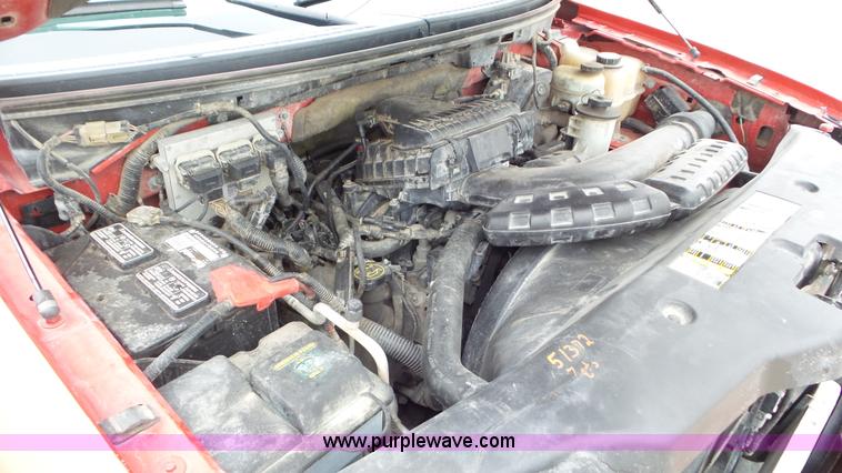 image for item BQ9817 2004 Ford F150 pickup truck