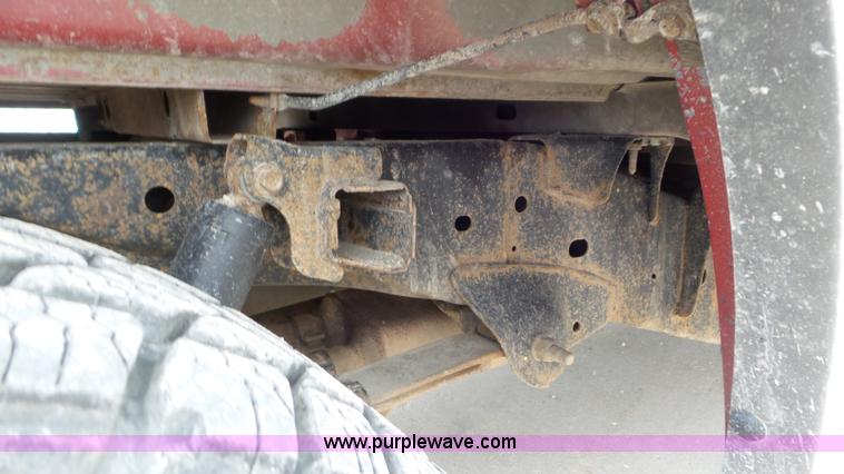 image for item BQ9817 2004 Ford F150 pickup truck