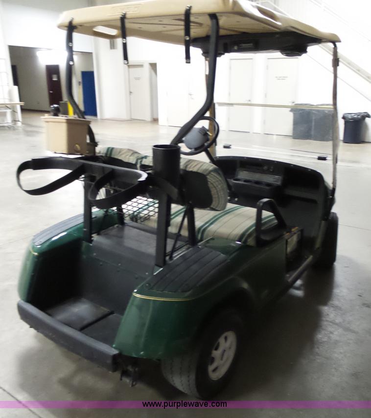 image for item BR9166 2003 Ez-go golf cart