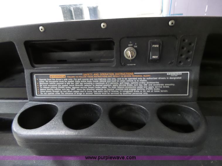 image for item BR9166 2003 Ez-go golf cart