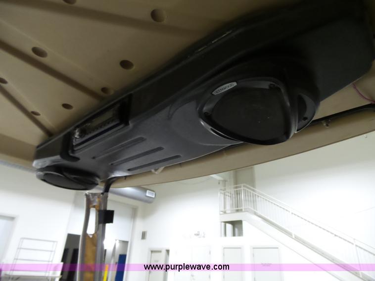 image for item BR9166 2003 Ez-go golf cart