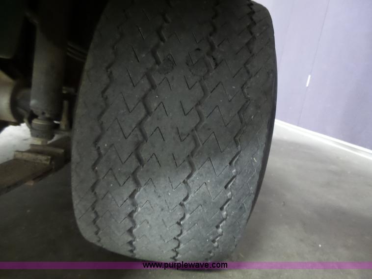 image for item BR9166 2003 Ez-go golf cart