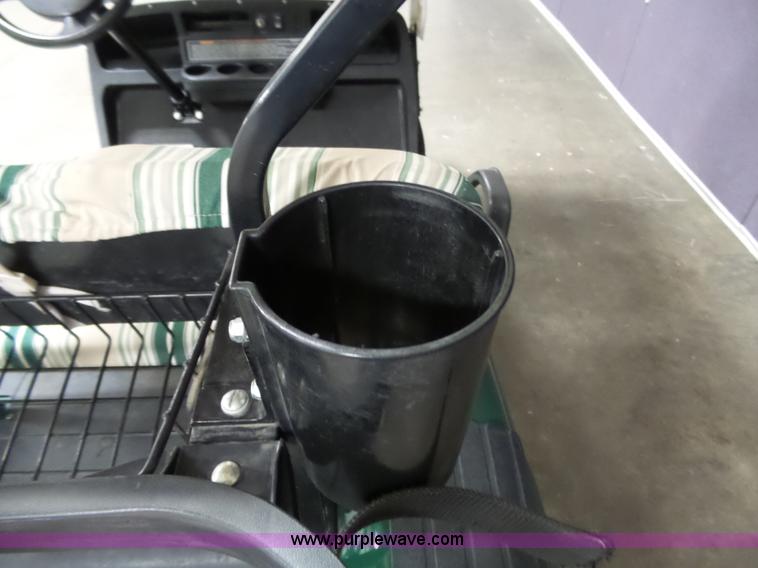 image for item BR9166 2003 Ez-go golf cart