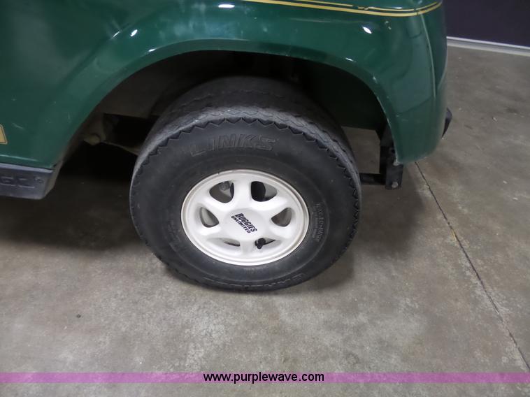 image for item BR9166 2003 Ez-go golf cart