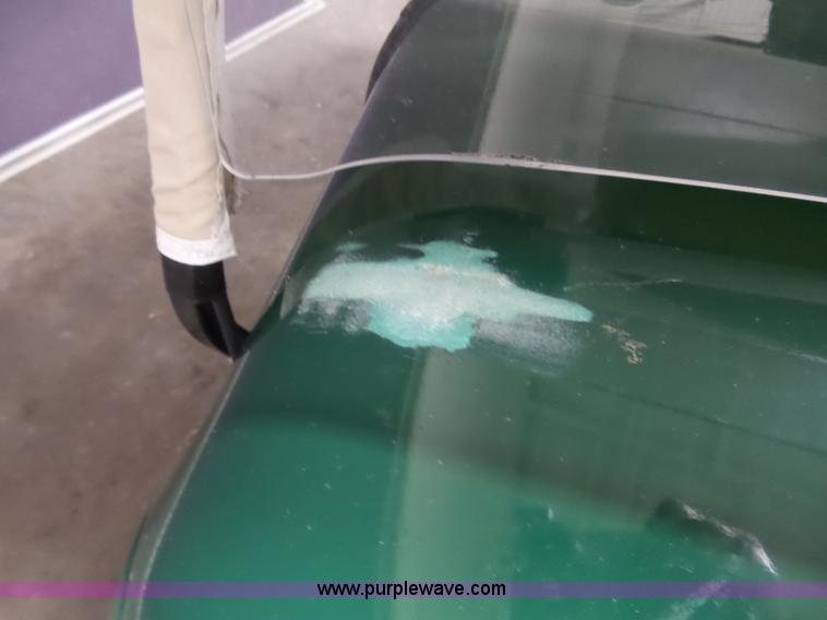 image for item BR9166 2003 Ez-go golf cart