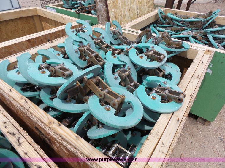 image for item BR9219 Ultmw grain handling paddles and chain