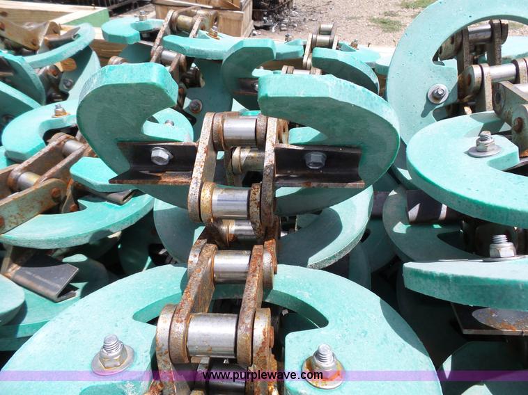 image for item BR9219 Ultmw grain handling paddles and chain