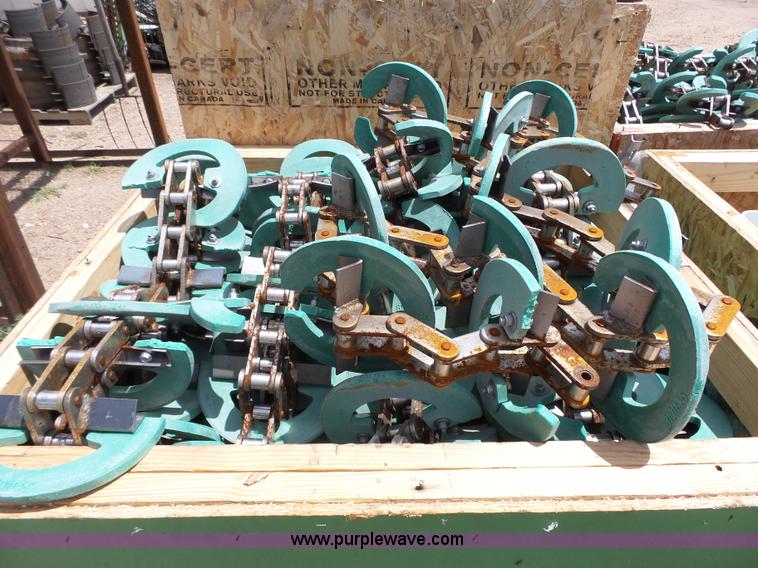 image for item BR9219 Ultmw grain handling paddles and chain
